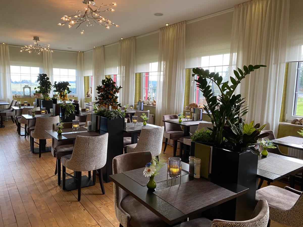 Boutique Hotel Restaurant Hollerather Hof Hellenthal Eksteriør billede