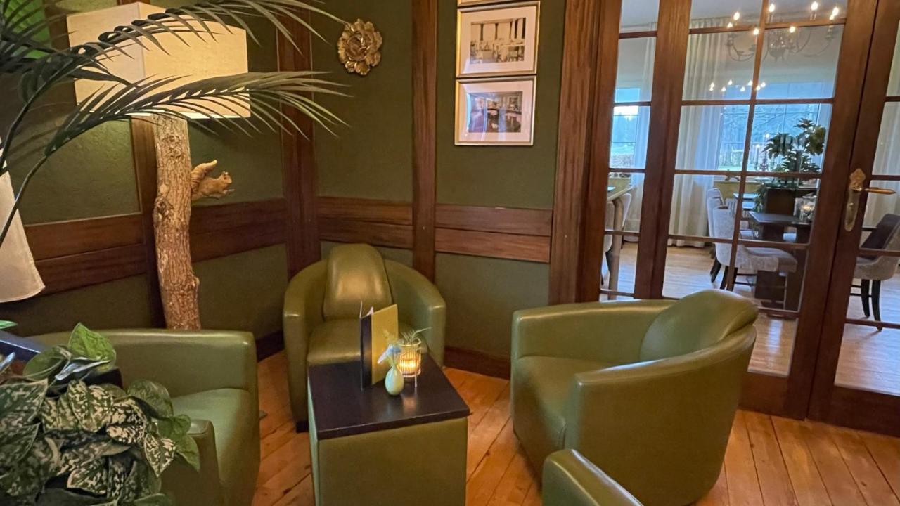 Boutique Hotel Restaurant Hollerather Hof Hellenthal Eksteriør billede